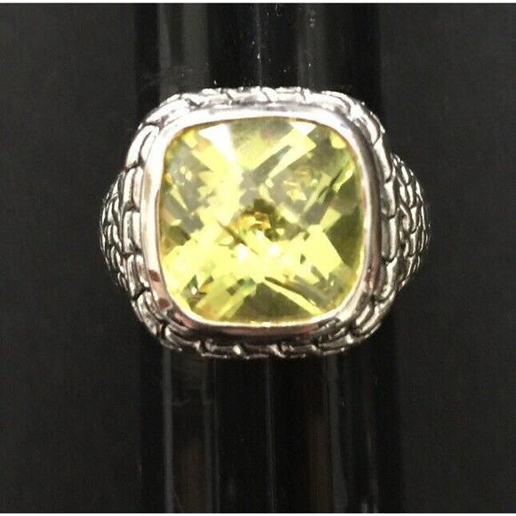 Size 8.5 Silvertone Ring 18K Gold Electroplate Green Faceted Square Stone - Picture 1 of 12